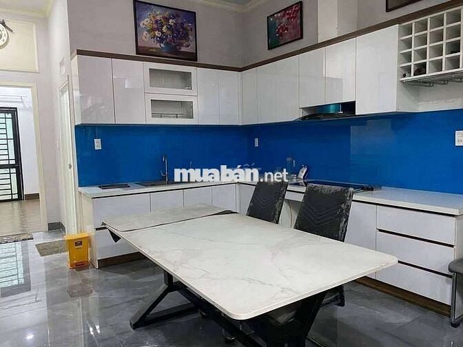 Cho thuê nhà gần hội trường Đông Hòa