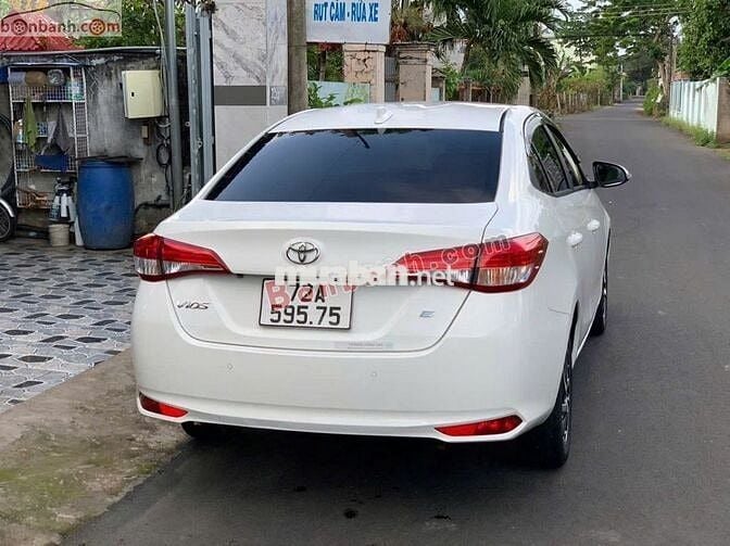 Toyota Vios E CVT 2022