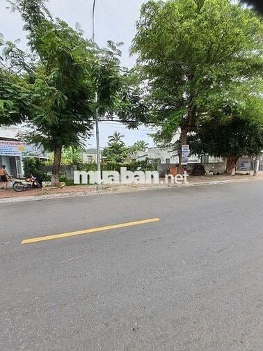Bán gấp lô đất thổ cư mặt tiền QL91, xã Mỹ Phú, Châu Phú m, An Giang