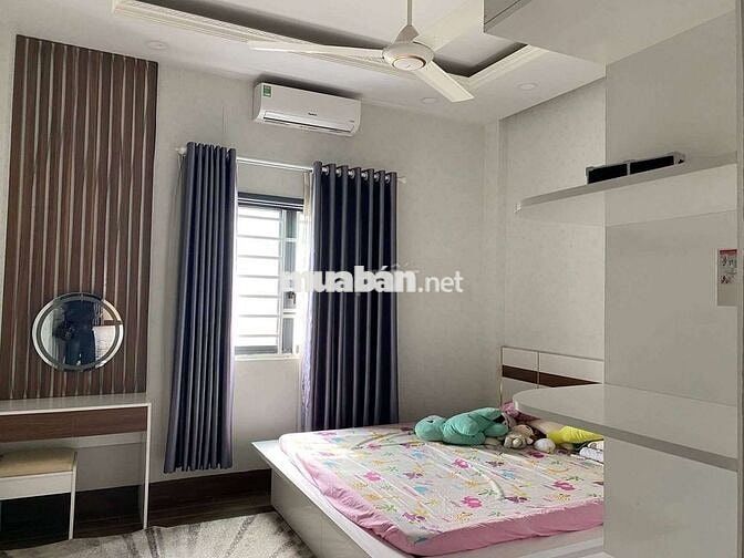 Cho thuê nhà gần hội trường Đông Hòa