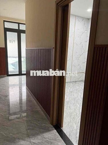 Nhà Thuê Lê Trọng Tấn 4x17m , 3 lầu , 4PN , 5WC , máy lạnh giá 15tr