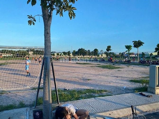 BÁN ĐẤT MẶT TIỀN PHÙNG HƯNG  45M NẰM SÂN BAY QUỐC TẾ LONG THÀNH 