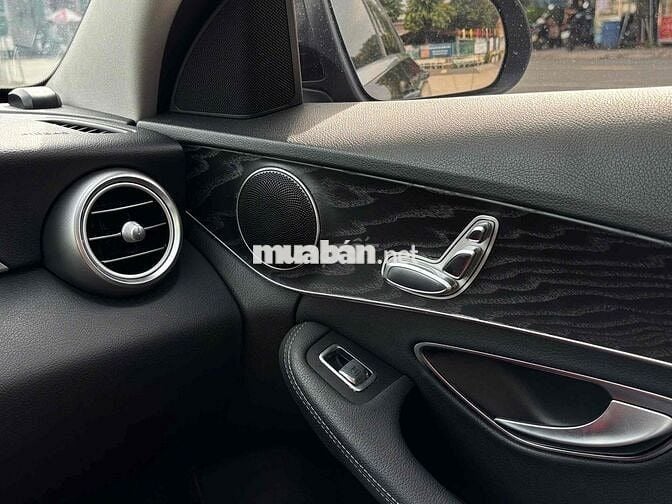 C200 model 2019 siêu lướt 34.000km sai tặng xe