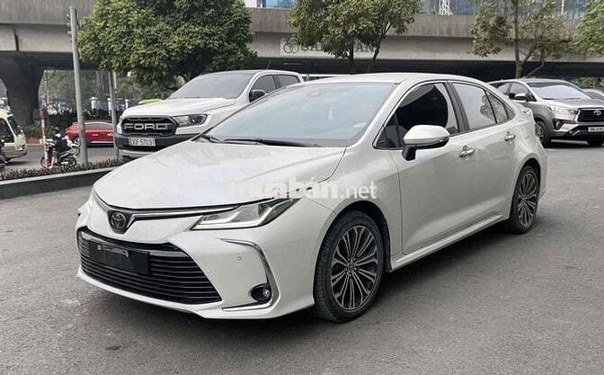 Toyota Corolla Altis 2022 1.8 V - odo 4.4v như mơi