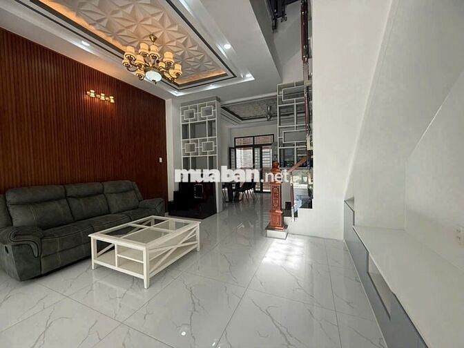 Bán nhà đẹp 4 tầng ,gần huỳnh tấn phát quận 7 nhà bè ,đường oto 8m