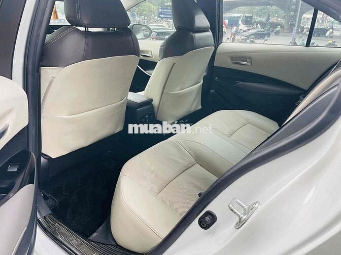 Toyota Corolla Altis 2022 1.8 V - odo 4.4v như mơi