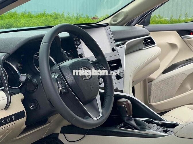 Toyota Camry 2022 2.5Q - 60000 km