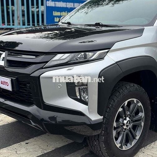 Triton premium 4x4 2019 siêu đẹp