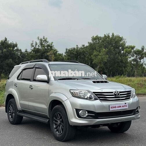 Toyota Fortuner 2015 2.5G 4x2 - 140000 km
