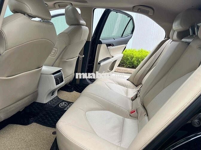 Toyota Camry 2022 2.5Q - 60000 km
