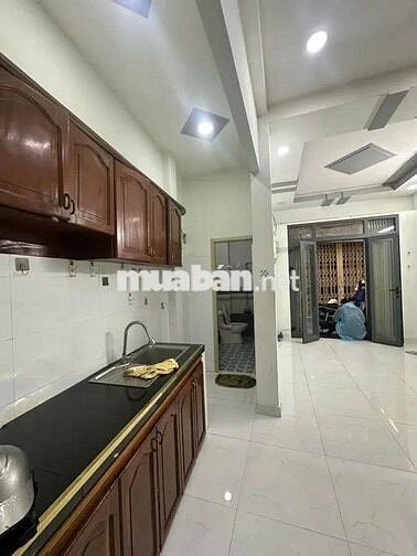 BAN NHÀ VĨNH VIỄN-P4.QUẬN 10- CÁCH mặt tiền 15m- HẺM THÔNG