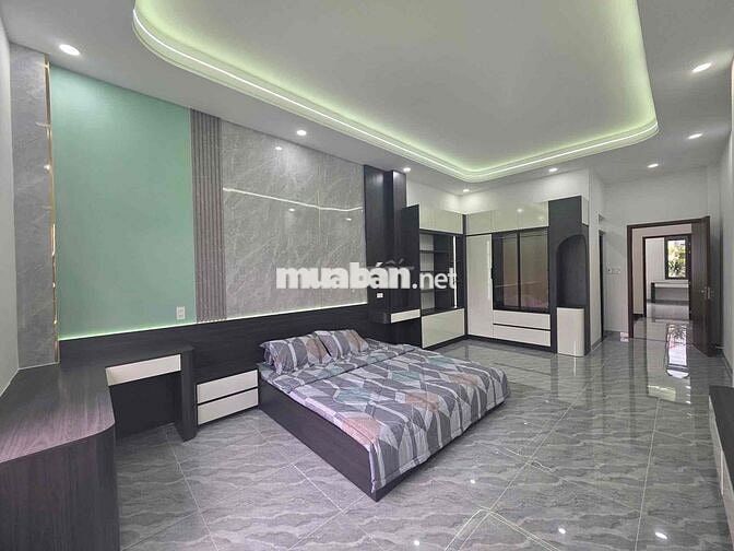 nhà hoàn công sân ô tô. bình chuẩn thành phố thuận an bình dương