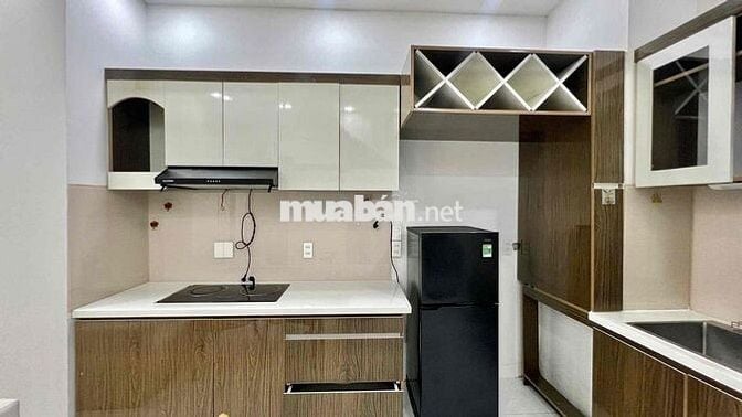 Cho Thuê Trệt 1pn 40m2 Ngăn Vách Tách Bếp Full NT Ngay CMT8 Quận 10