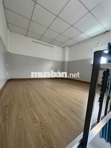 Phòng trọ 30m2 sạch sẽ thoáng mát, gác lửng, chỗ nấu ăn. Lê Văn Khương