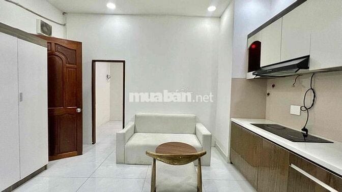 Cho Thuê Trệt 1pn 40m2 Ngăn Vách Tách Bếp Full NT Ngay CMT8 Quận 10
