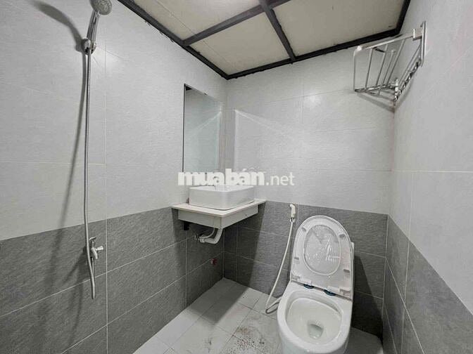 Căn hộ giá rẻ, rộng, full nội thất sát Văn Lang cs3, HUTECH, UEF, FTU2