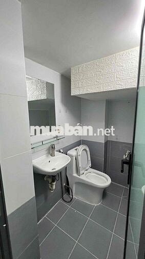 Cho Thuê Trệt 1pn 40m2 Ngăn Vách Tách Bếp Full NT Ngay CMT8 Quận 10