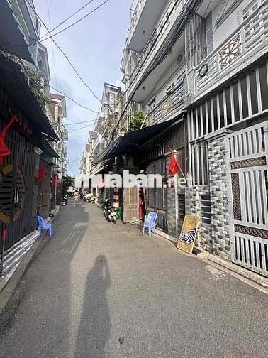 BÁN NHÀ 3 TẦNG BTCT - HẺM XE HƠI - NGANG 5m - HIỆP THÀNH Q12