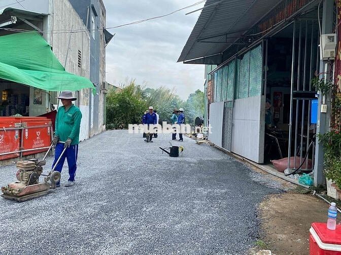 BÁN NỀN ĐƯỜNG NHÁNH UNG VĂN KHIÊM