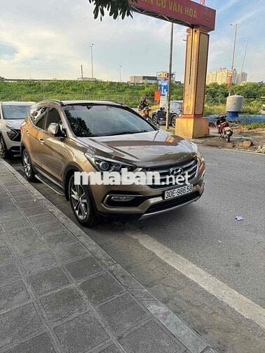 Hyundai Santa Fe 2017 2.4 AT 4 WD - 95000 km