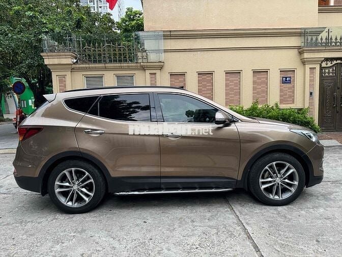 Hyundai Santa Fe 2017 2.4 AT 4 WD - 95000 km