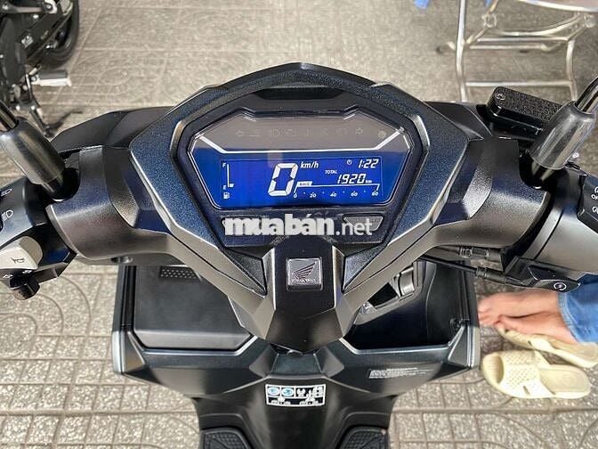 VARIO 125i Date 2024 Siêu Mới Lướt 1.900Km