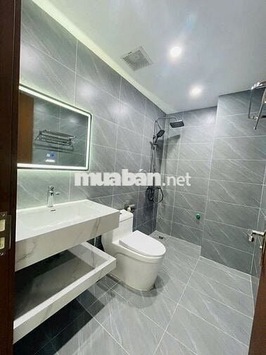 CẦN BÁN NHÀ PHÚC LỢI LONG BIÊN HÀ NỘI.