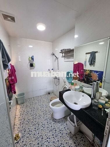 Chuyển chỗ ở bán gấp CC căn góc tại 283 Khương Trung