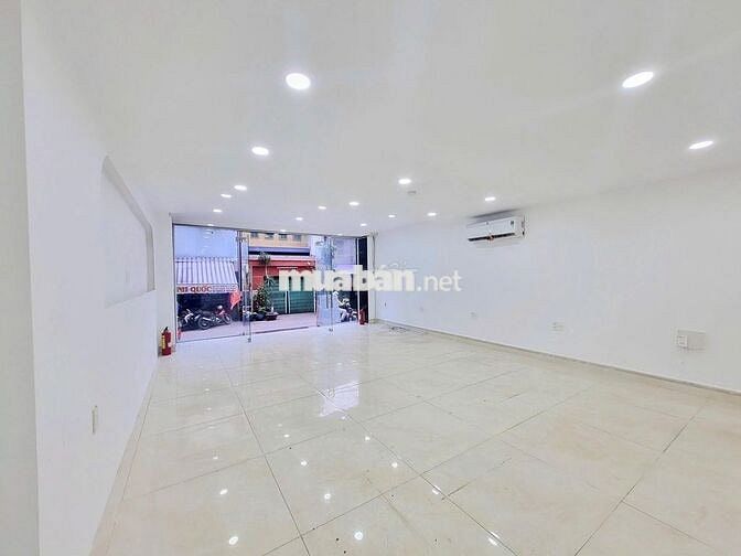 Cho Thuê Mặt Bằng Đường Tô Hiến Thành, Quận 10 ( MB Đẹp Rộng Rãi )