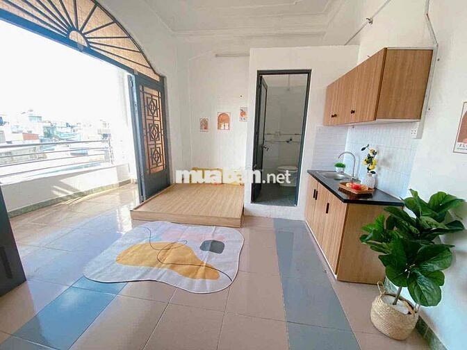 SIÊU PHẨM BAN CÔNG FULL NỘI THẤT SIÊU THOÁNG MÁY 🏡
