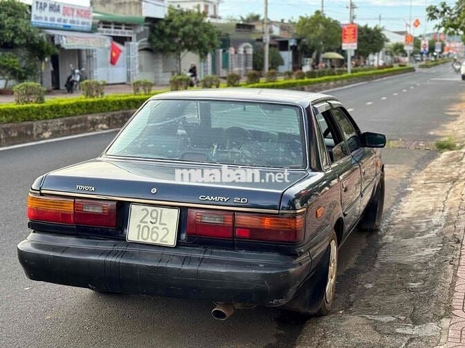 Toyota Camry 1988 - giá 35
