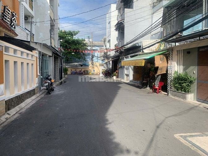 Bán nhà MT trệt 2 lầu đường số Lê Văn Lương, q.7