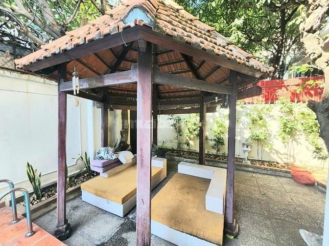 Bán biệt thự đường Trần Quốc Thảo, Q3, 3 tầng, 344m2 đất, hồ bơi