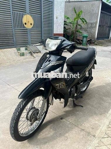 Cần bán gấp xe Suzuki revo máy móc zin êm