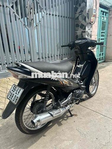 Cần bán gấp xe Suzuki revo máy móc zin êm
