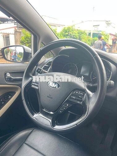 Kia Cerato 2016 1.6 MT