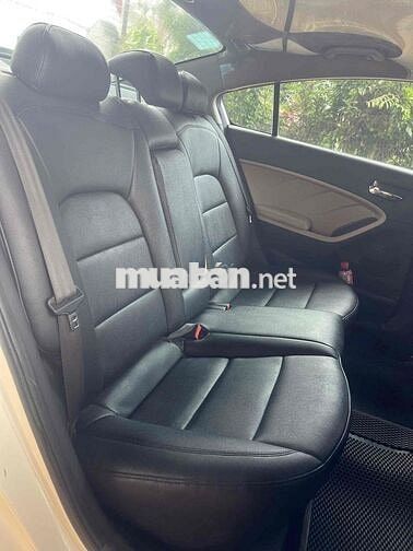 Kia Cerato 2016 1.6 MT