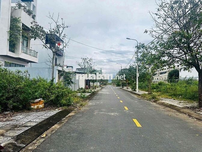 LAKESIDE TRUNG LẬP 18 DT 125m2 CHỈ 26 TRIỆU/M2