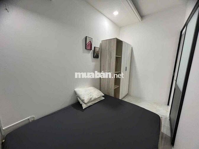 CHO THUÊ CĂN HỘ 2PN – 50M² – FULL NỘI THẤT – CỬA SỔ FULL KÍNH – QUANG