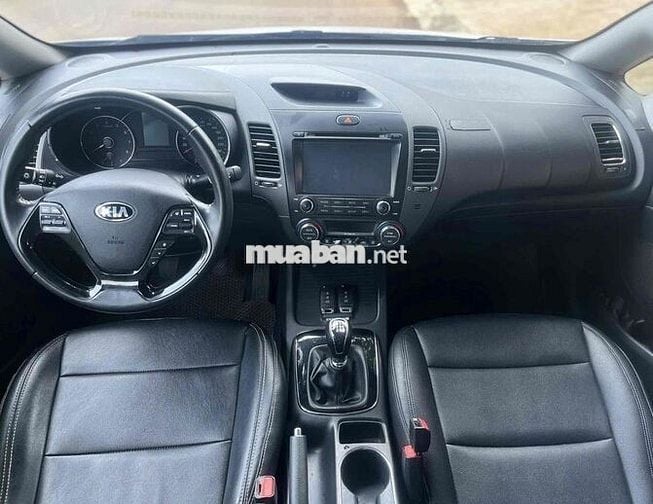 Kia Cerato 2016 1.6 MT