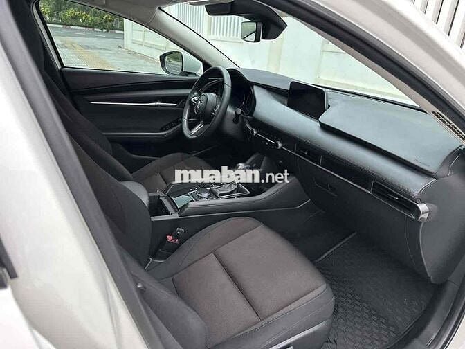 Mazda 3 2021 - 37000 km -  bản Deluxe  🔥