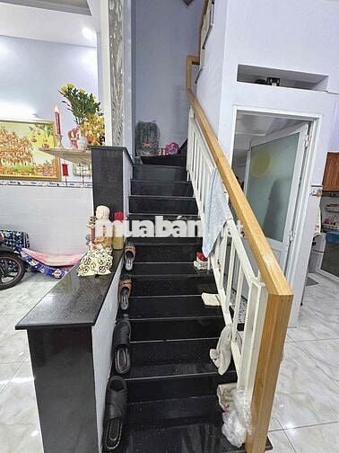 Nhà LÊ VĂN QUỚI [4,1x10,5 2lầu, 2pn, 2toilet] 9tr/tháng