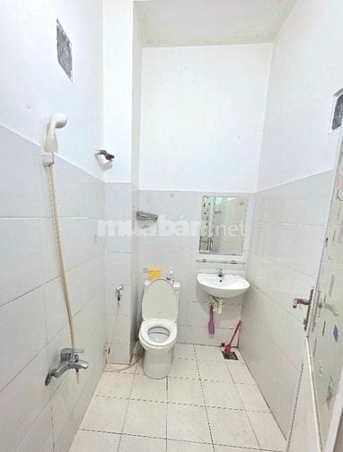 Etown P13 Tân Bình 30m2 đầy đủ nội thất, giờ giấc tự do, giá chỉ 4tr.