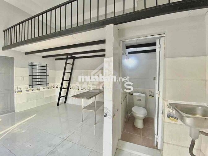 PHÒNG GÁC SIÊU TO_35m2_GÁC CAO 2 MÉT_5 NGƯỜI Ở ĐƯỢC_SIÊU AN NINH