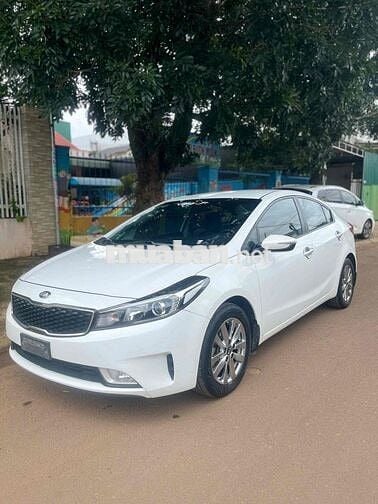 Kia Cerato 2016 1.6 MT