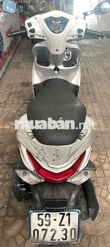 Honda Vision 110cc, màu trắng bạc
