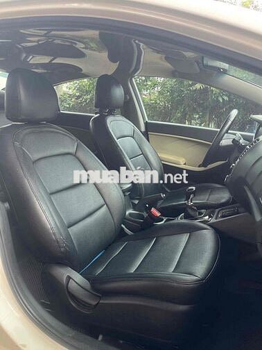 Kia Cerato 2016 1.6 MT