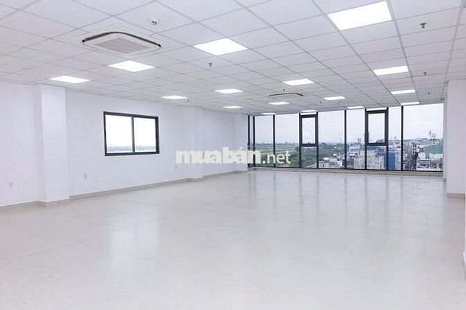 SIÊU PHẨM TOÀ NHÀ ỐP KÍNH - Đ. Hoàng Việt Tân Bình, DT 8x30, 900m2 Sàn