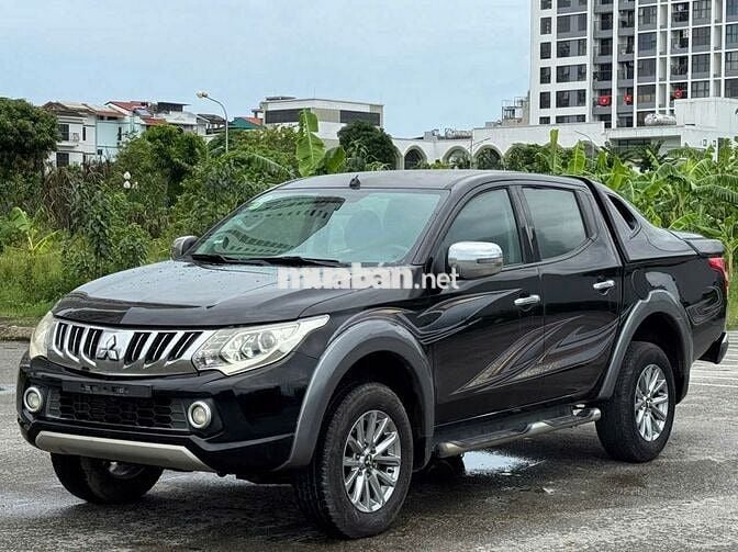 Bán Mitsubishi Triton 2015 GLS số sàn 2 cầu màuđen