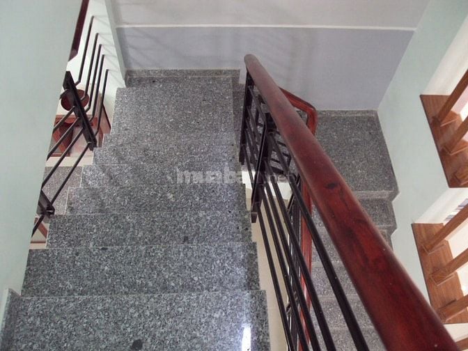 Cho thuê phòng 2,3 triệu/tháng,hẻm 330/...Bình Trị Đông, Q.Bình Tân
